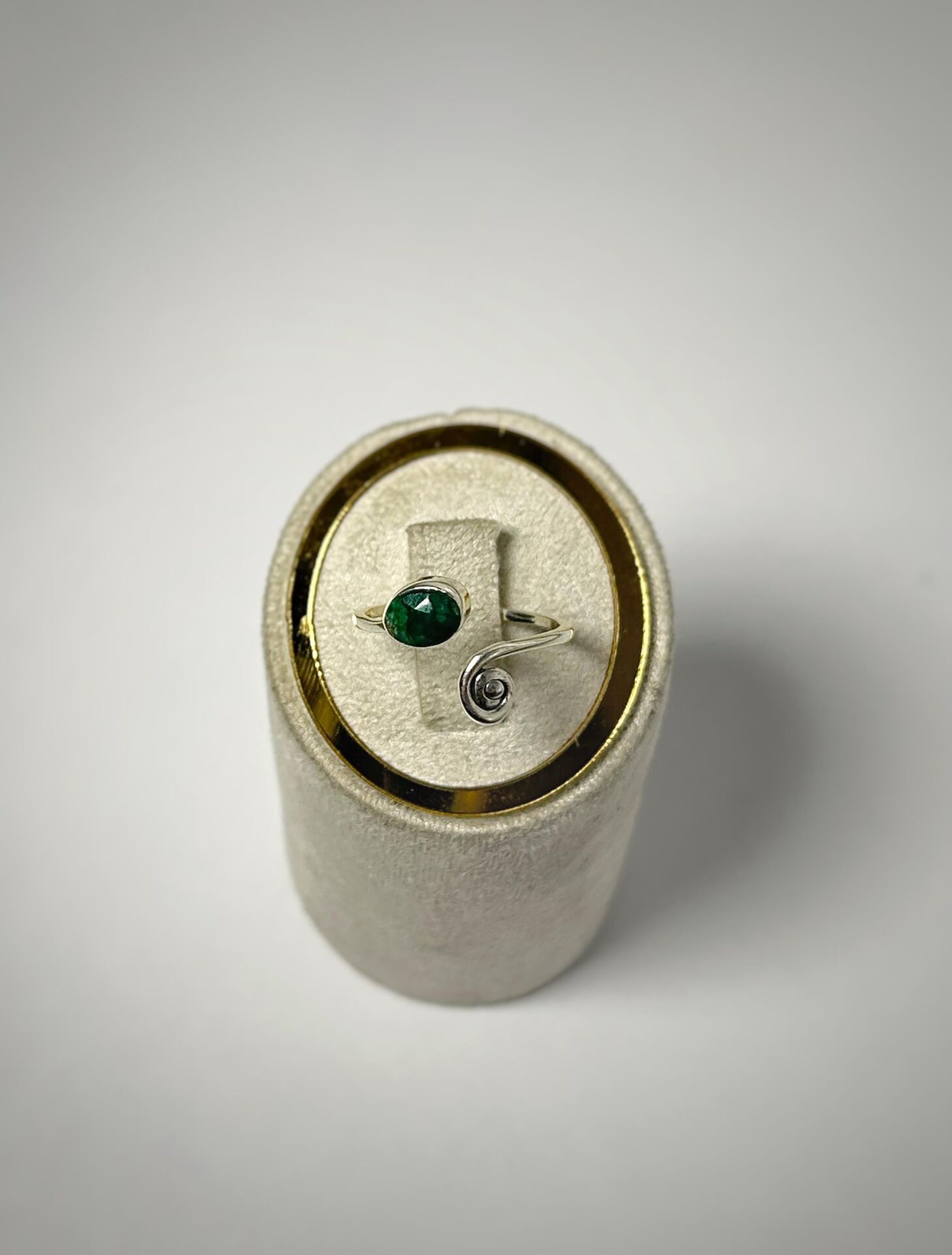 ZÜMRÜT DOĞAL TAŞ GÜMÜŞ YÜZÜK