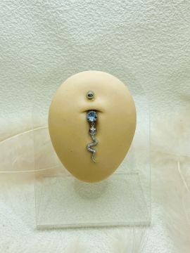 CERRAHİ ÇELİK GÜMÜŞ RENGİ GÖBEK PİERCİNG KÜPE