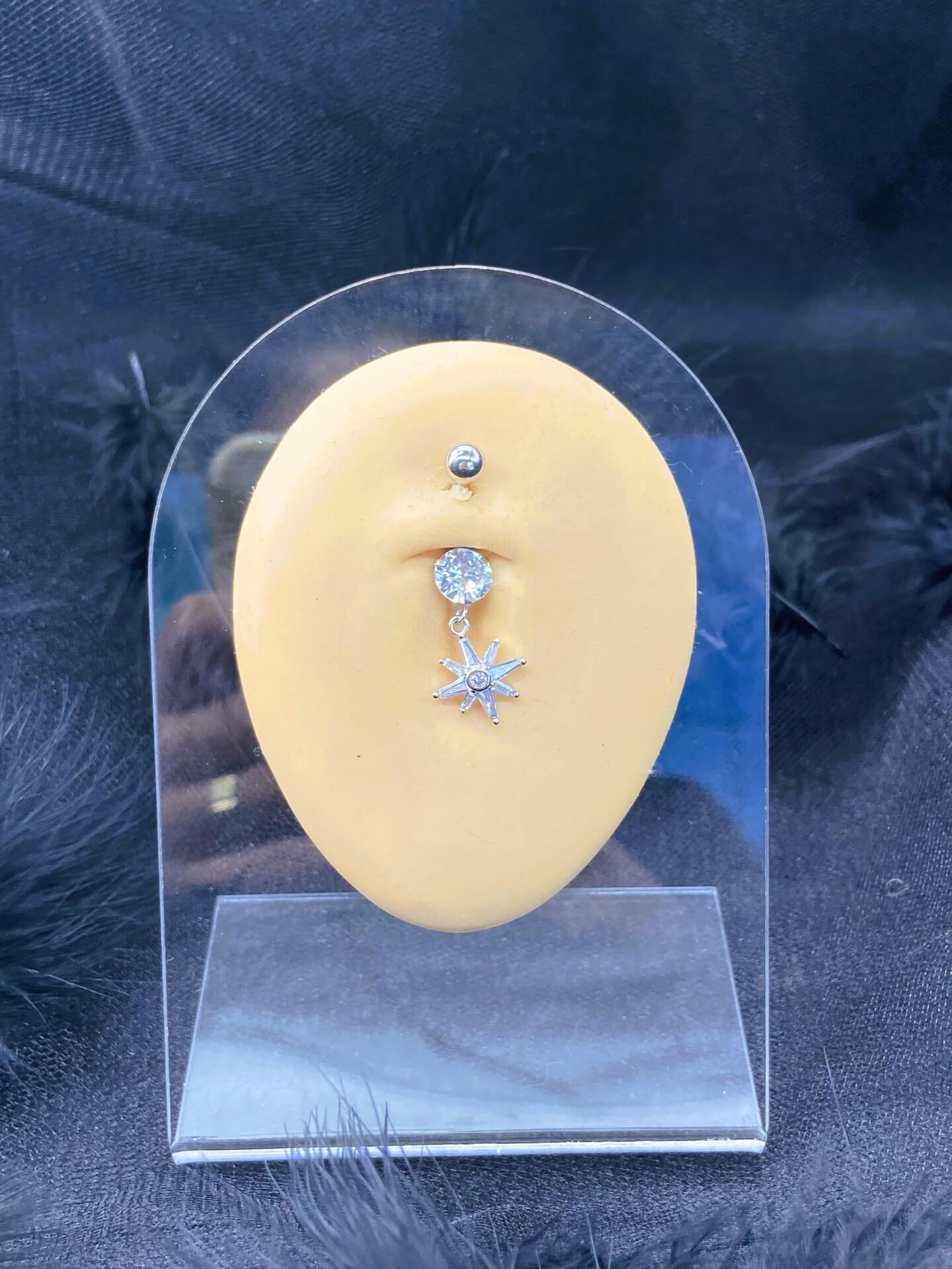 CERRAHİ ÇELİK GÜMÜŞ RENGİ GÖBEK PİERCİNG KÜPE