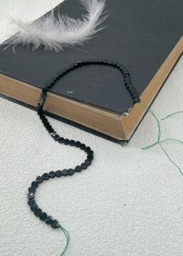 OBSİDİYEN DOĞALTAŞ KALPLİ DİZİ 4 MM