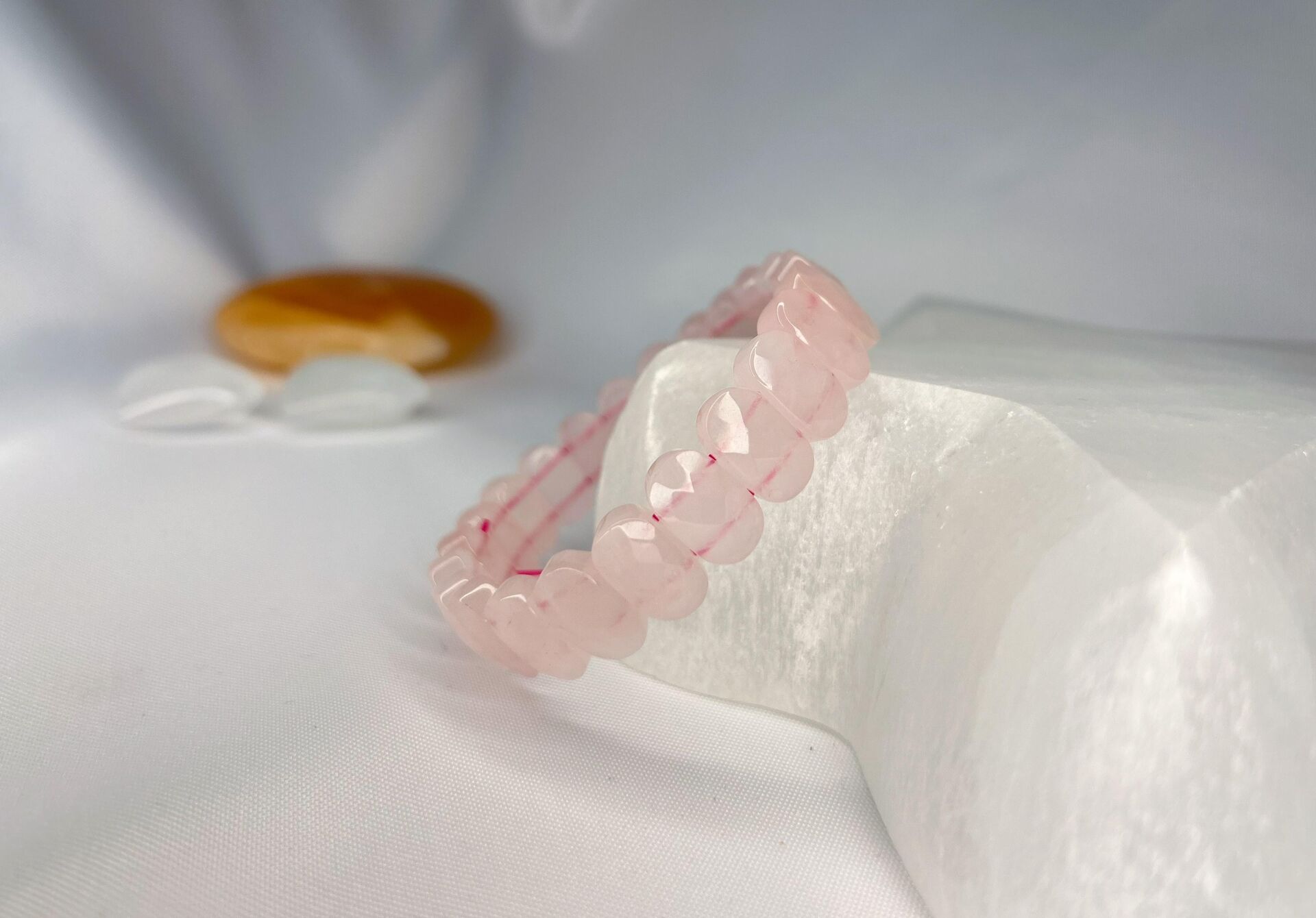 PEMBE KUVARS DOĞALTAŞ ROLEX KESİM BİLEKLİK