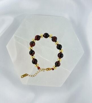 KIRMIZI KAPLAN GÖZÜ 8MM DOĞALTAŞ ÇELİK KLİPSLİ BİLEKLİK