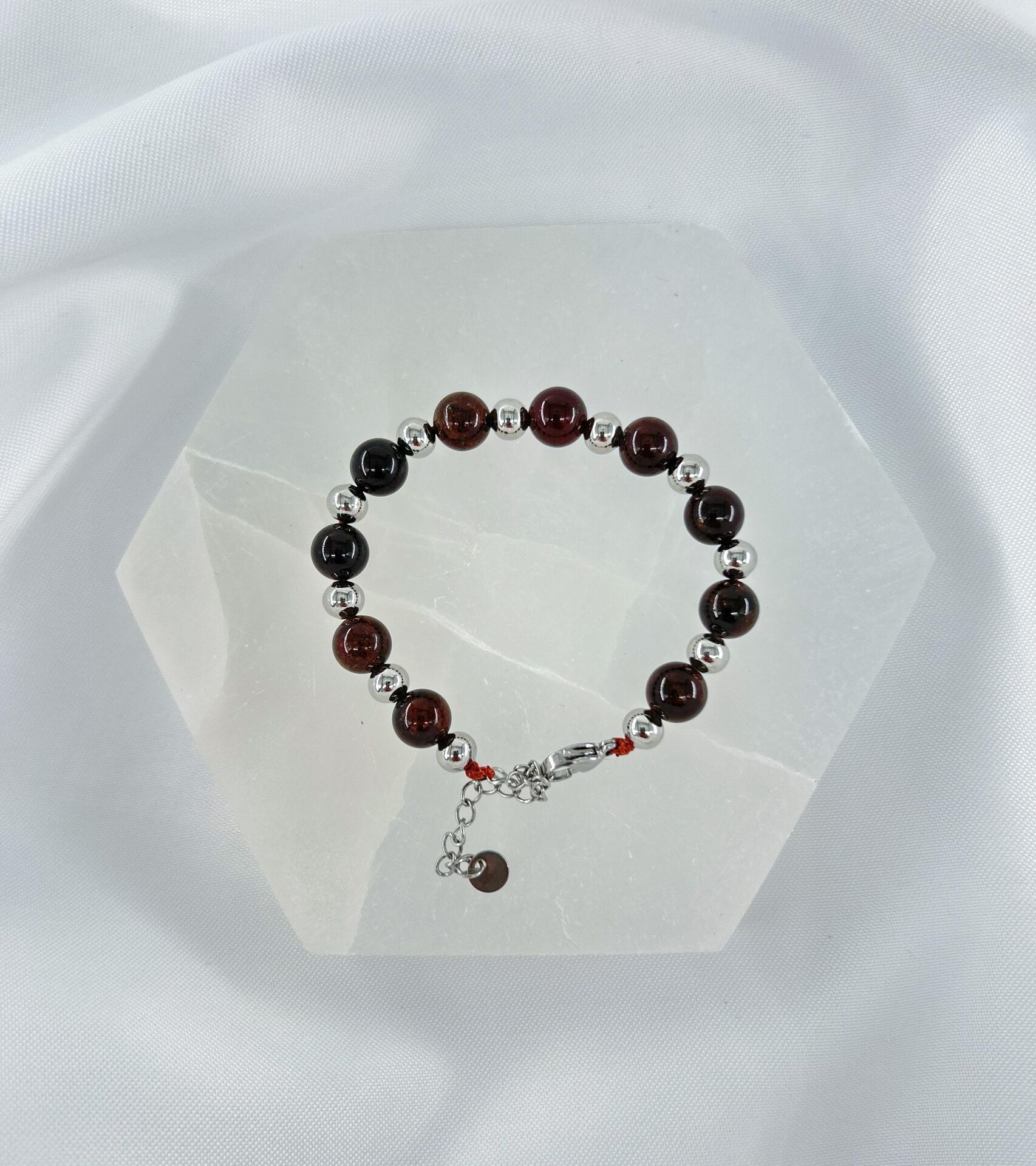 TURUNCU GARNET  8MM DOĞALTAŞ ÇELİK KLİPSLİ BİLEKLİK