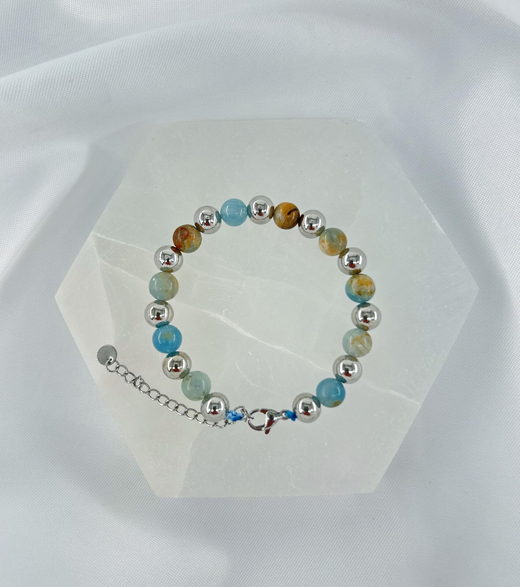 MAVİ KALSİT 8MM DOĞALTAŞ ÇELİK KLİPSLİ BİLEKLİK