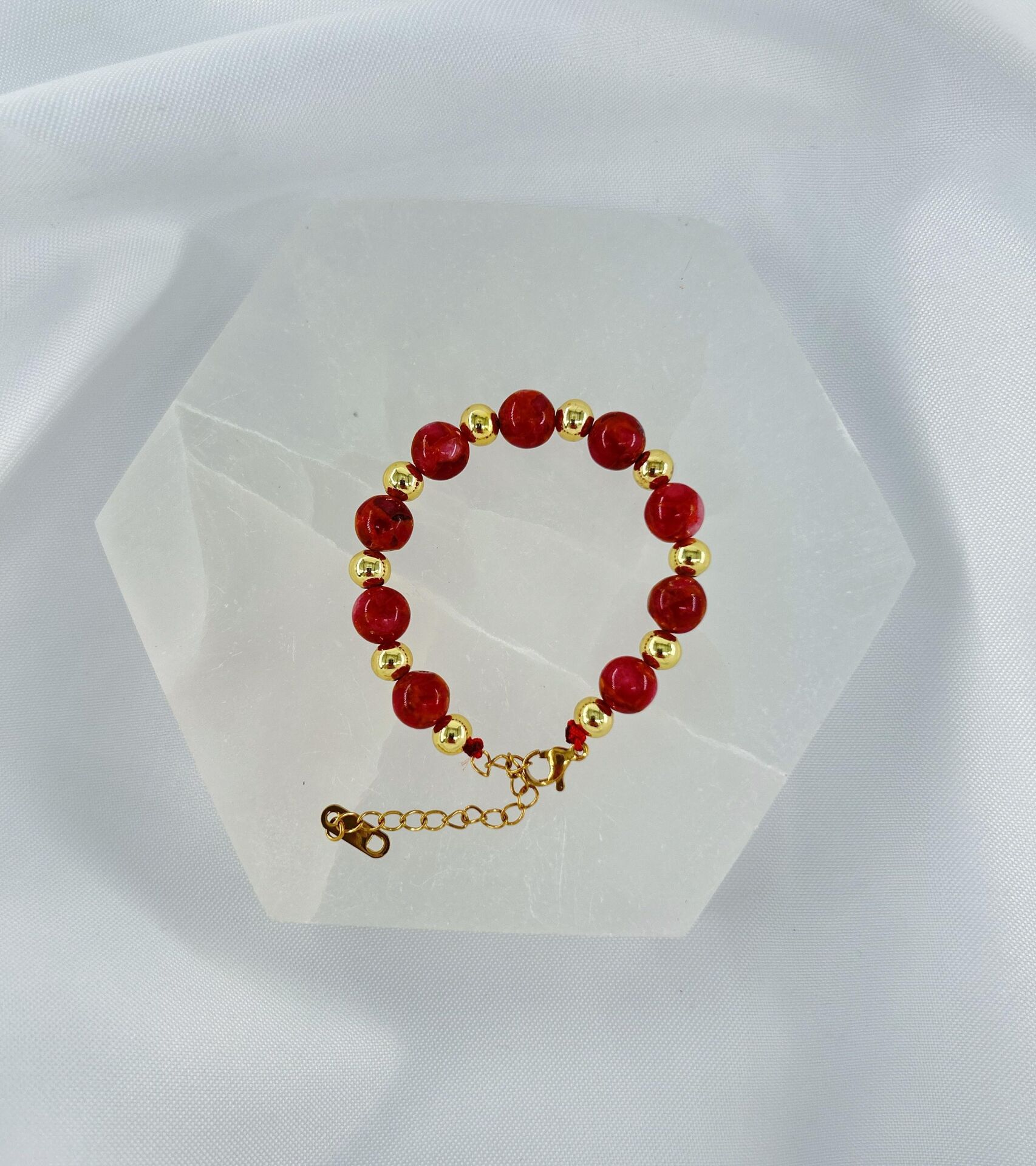 KIRMIZI VARİST 8MM DOĞALTAŞ ÇELİK KLİPSLİ BİLEKLİK