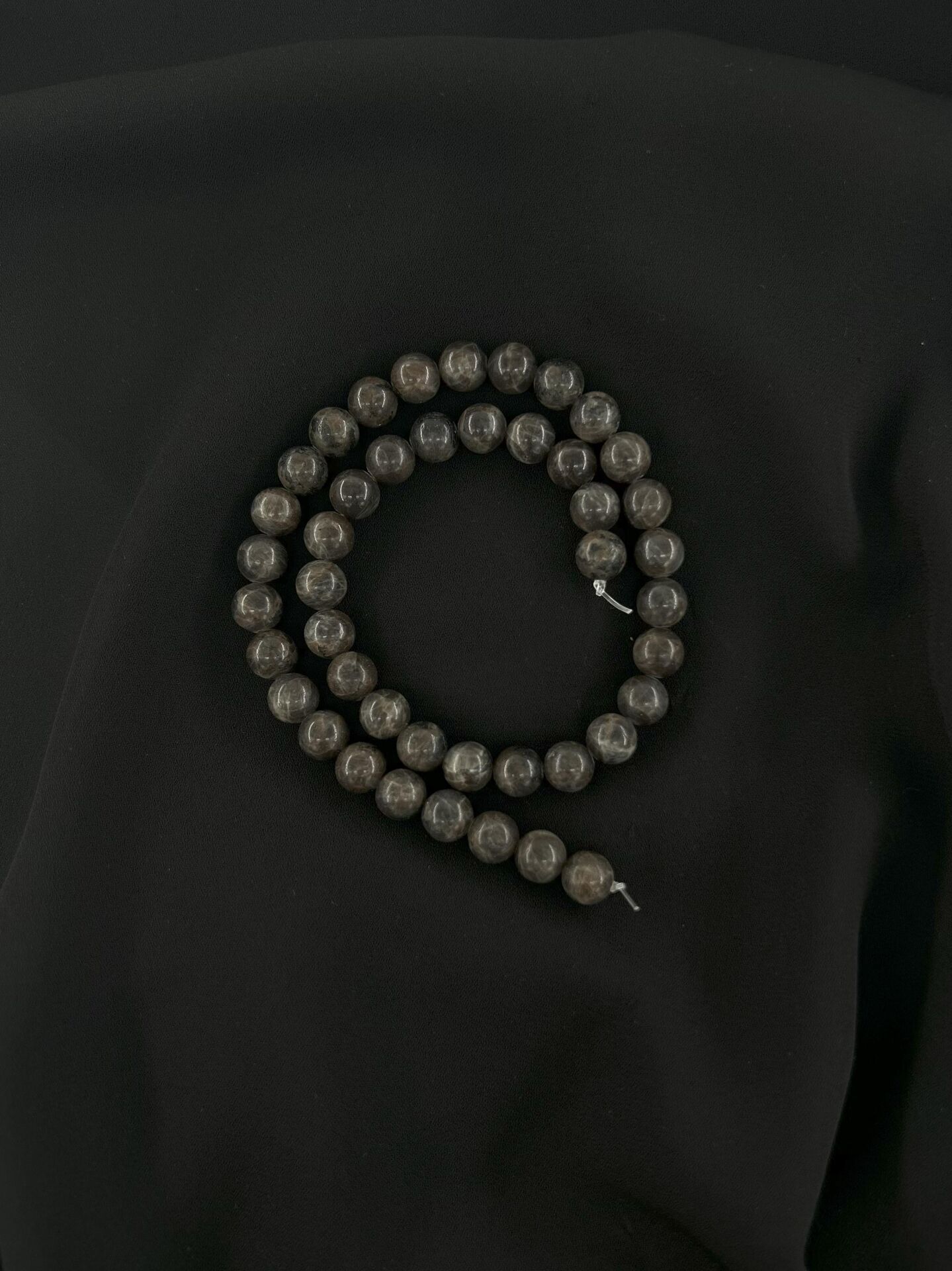 GRİ LABRADORİT DÜZ KESİM DOĞALTAŞ 8 MM DİZİ