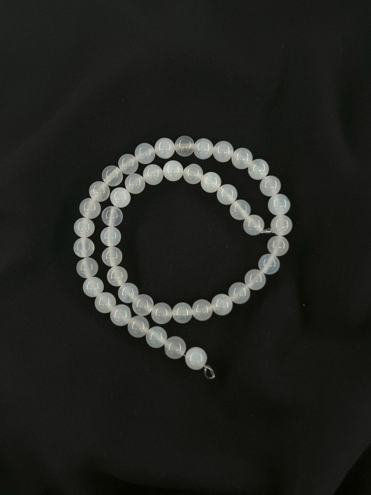 BEYAZ AKİK DÜZ KESİM DOĞALTAŞ 8 MM DİZİ