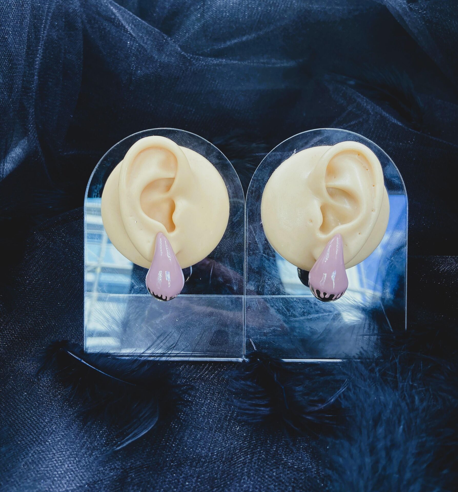 CERRAHİ ÇELİK ALTIN RENGİ ÇİFT KÜPE