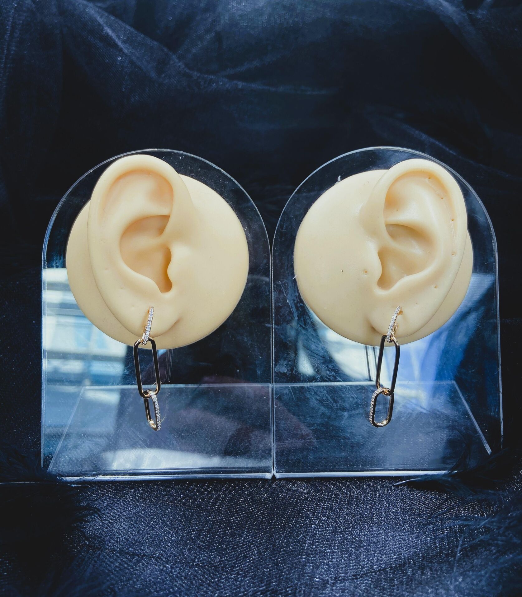 CERRAHİ ÇELİK ALTIN RENGİ ÇİFT KÜPE