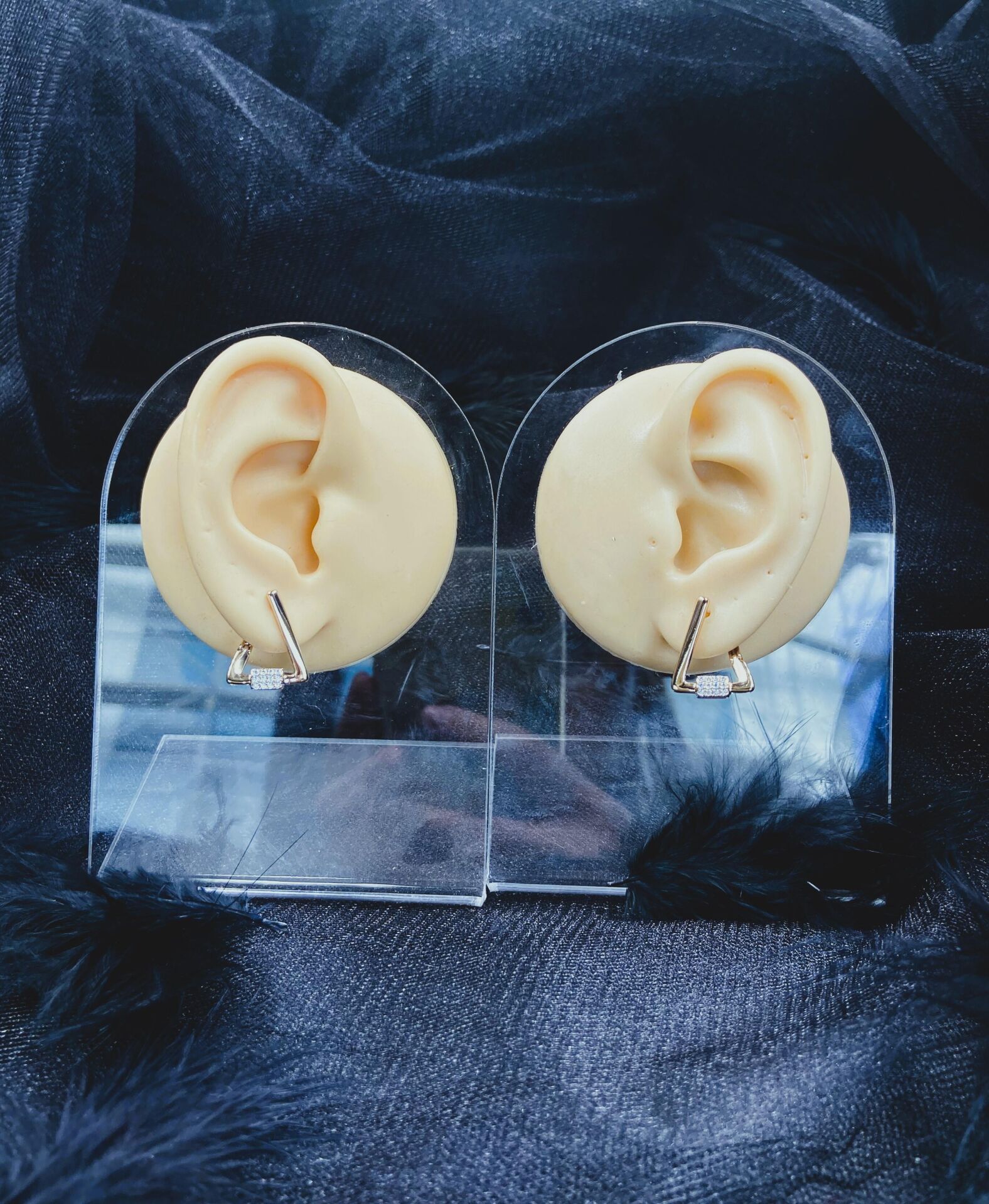 CERRAHİ ÇELİK ALTIN RENGİ ÇİFT KÜPE