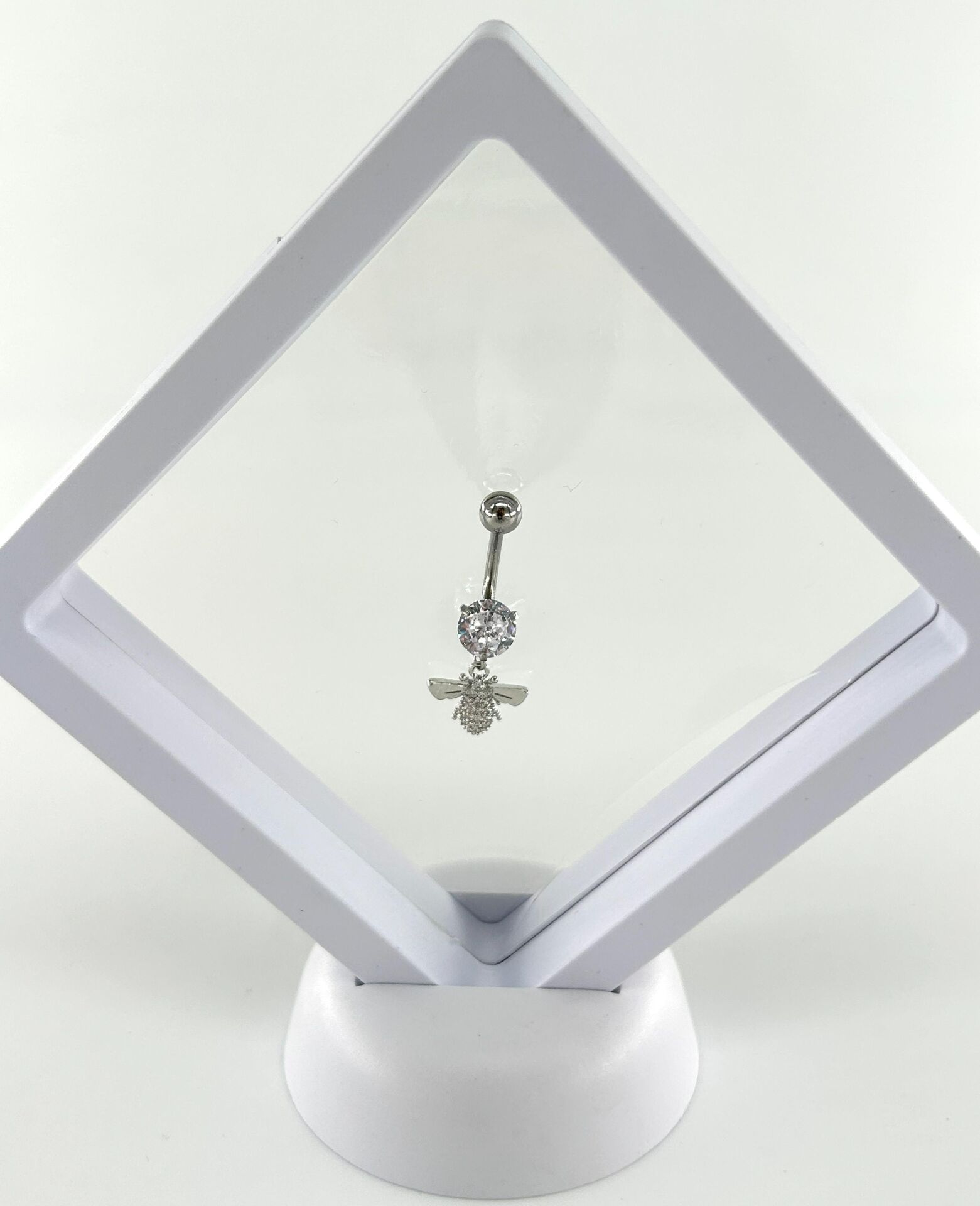 316L Cerrahi Çelik Piercing Arı Tasarımlı/ Paslanmaz ve Antialerjik