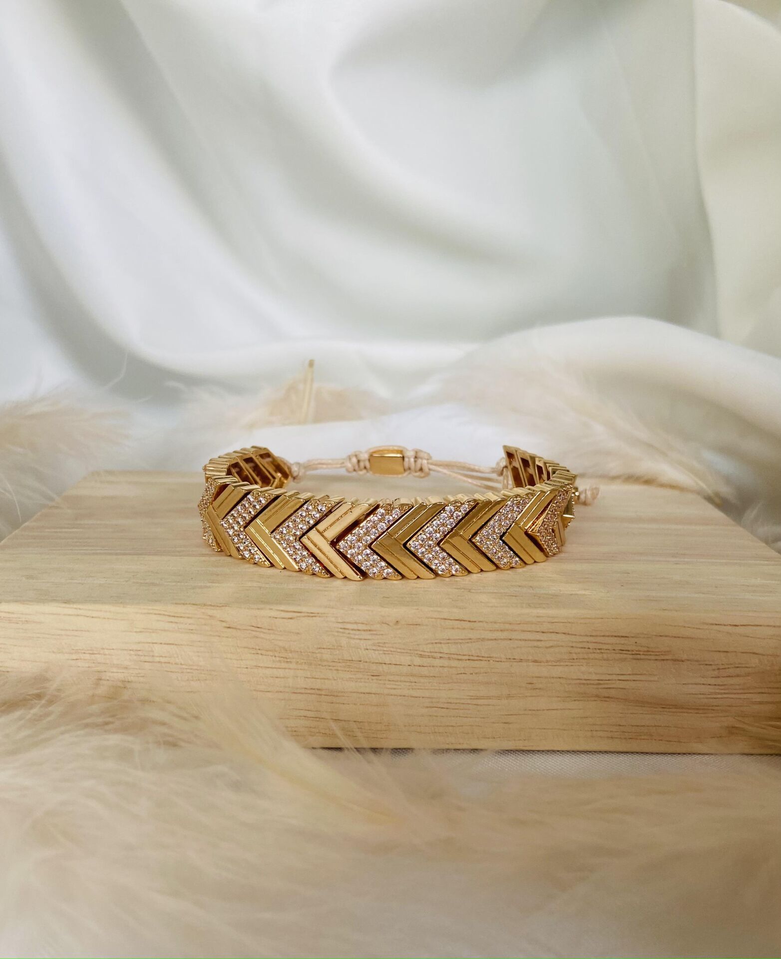 JUJUY SİGN STONE TAŞLI BRONZ ÇELİK BİLEKLİK