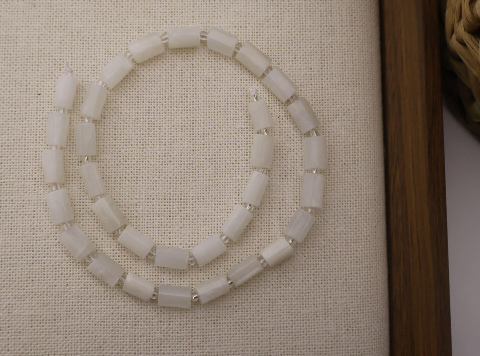 SİLİNDİR KÖŞELİ KESİM AY TAŞI 8X11 MM DOĞAL TAŞ DİZİ- YÜKSEK KALİTELİ DOĞAL TAŞ