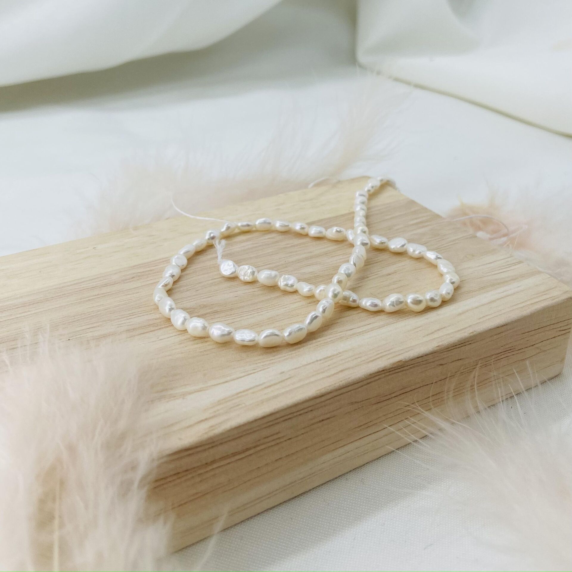 KUM İNCİ 3-4 MM DOĞAL TAŞ DİZİ