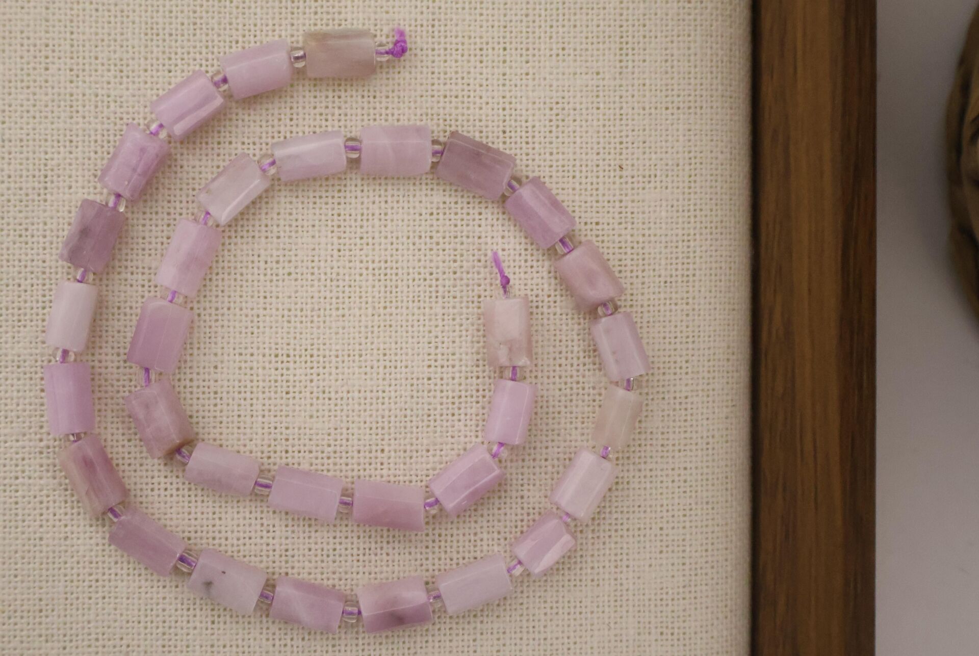 SİLİNDİR KÖŞELİ KESİM KUNZİT 8X11 MM DOĞAL TAŞ DİZİ- YÜKSEK KALİTELİ DOĞAL TAŞ